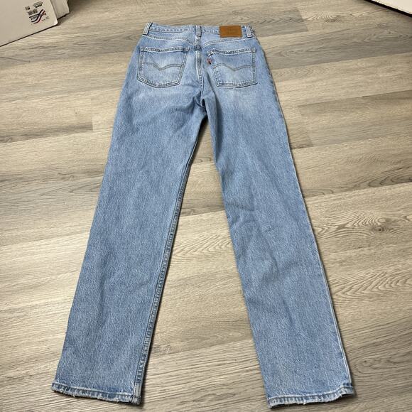 Levi's Premium 70s High Slim Straight Jeans Womens Size 26 Light Wash Denim - Picture 2 of 7